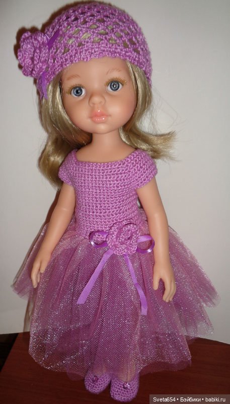 Вязаные платья на Паола Рейна (фото 4)