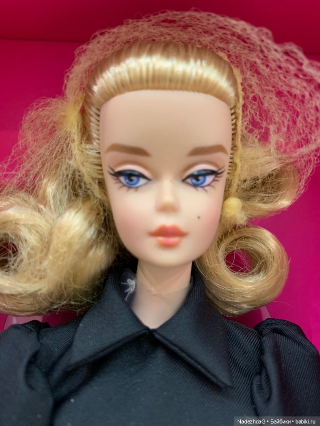 Barbie Fashion Model Collection Best In Black Silkstone body 686070