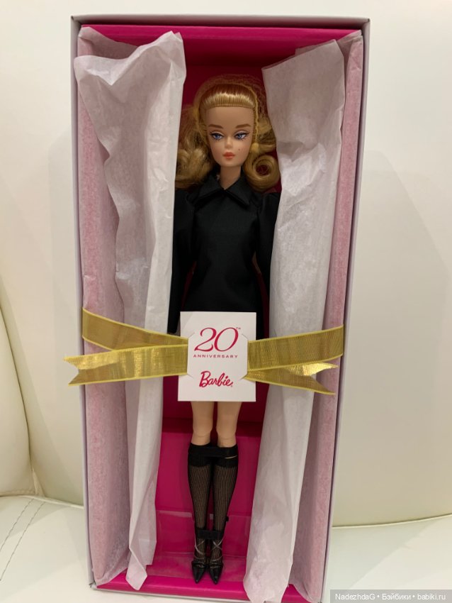 Barbie fashion model collection 2020 deals