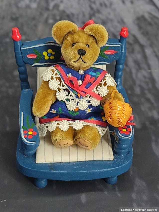 Мишка Кэти от World Of Miniature Bears. 1996 год. 7 см (фото 2)
