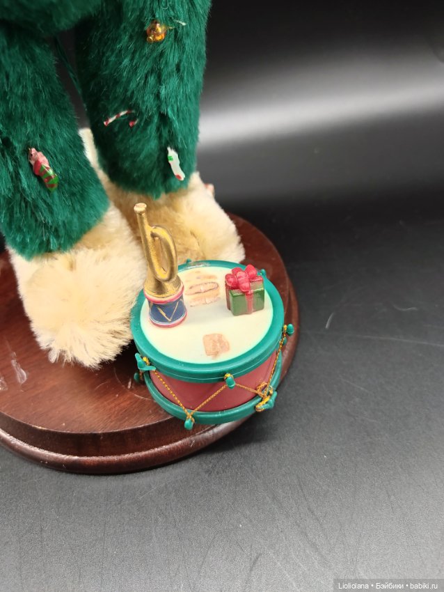 Винтажный мишка от Barbara McConnel. С фонариками