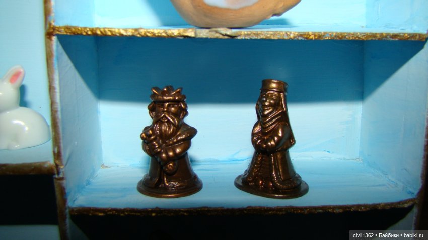 Витрина для коллекционной винтажной миниатюры (фото 2)