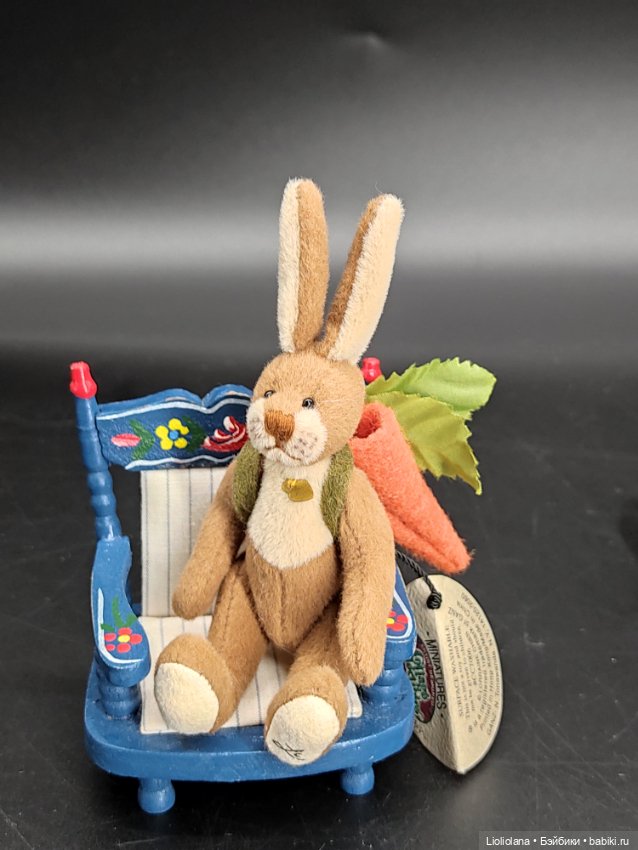 Кролик с морковкой от Ganz. 9 см