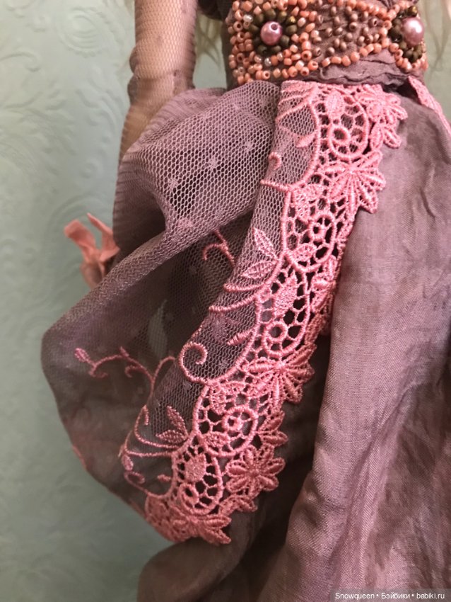 Стильные и очень красивые наряды для куколок Kaye Wiggs и похожих размеров