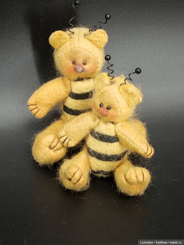 Мишки - пчелки. 10 см и 9 см. Цена за пару