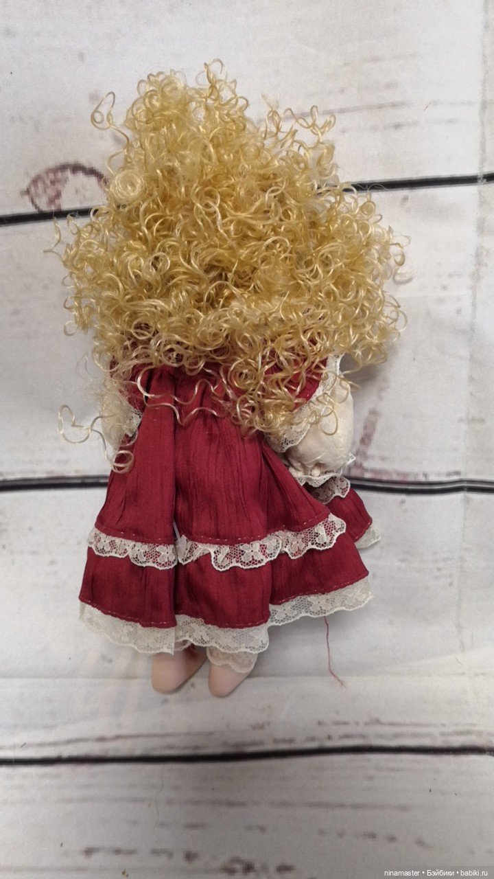 Винтажная малявочка кучеряшка из Германии (фото 4)