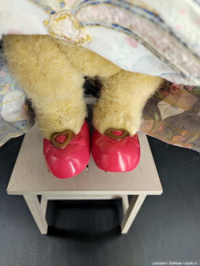 Аутфит для медведей Muffy Vanderbear. "Королева Сердец" (фото 10)