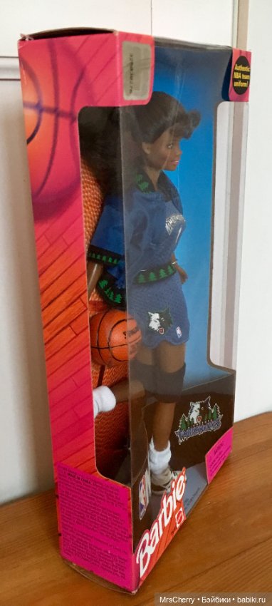 Шарнирная Барби Баскетболистка / Barbie NBA (фото 3)