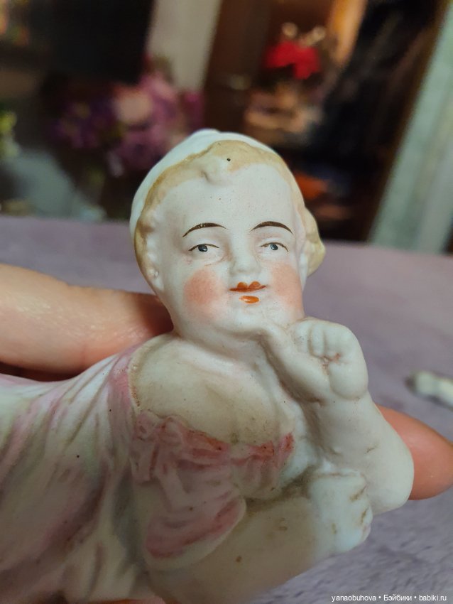 Антикварные и винтажные фарфоровые куколки-статуэтки