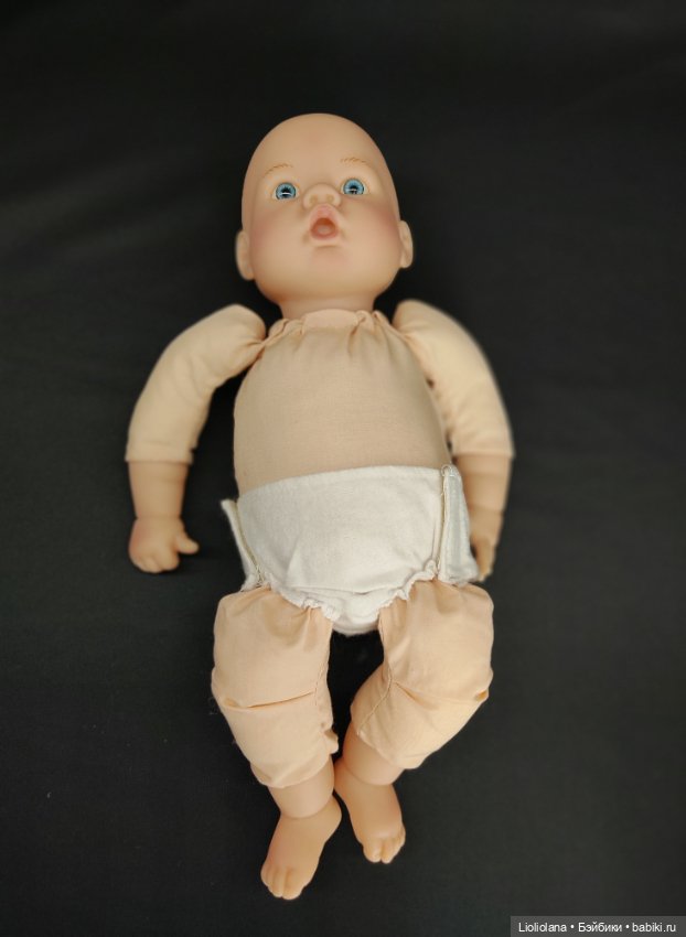 Виниловая кукла от Lee Middleton. 35 см. 2000 год