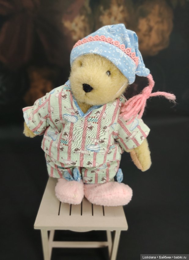 Мишка Muffy Vanderbear в пижаме. 17 см. 1995 год