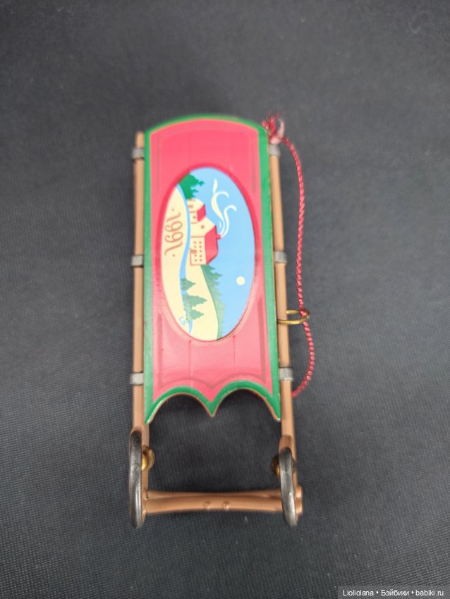 Елочная игрушка Санки 1991 год от Keepsake. 8, 5 см (фото 5)