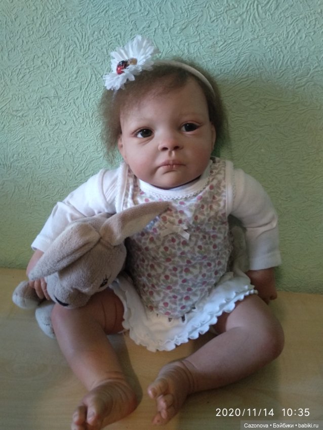 Задумчивая девочка, молд Luna от Анны Арутюнян