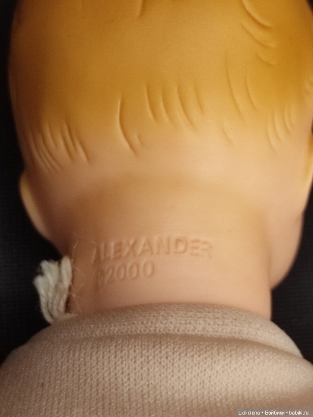 Малышка в белом от madame Alexander. 17 см. Винил (фото 7)