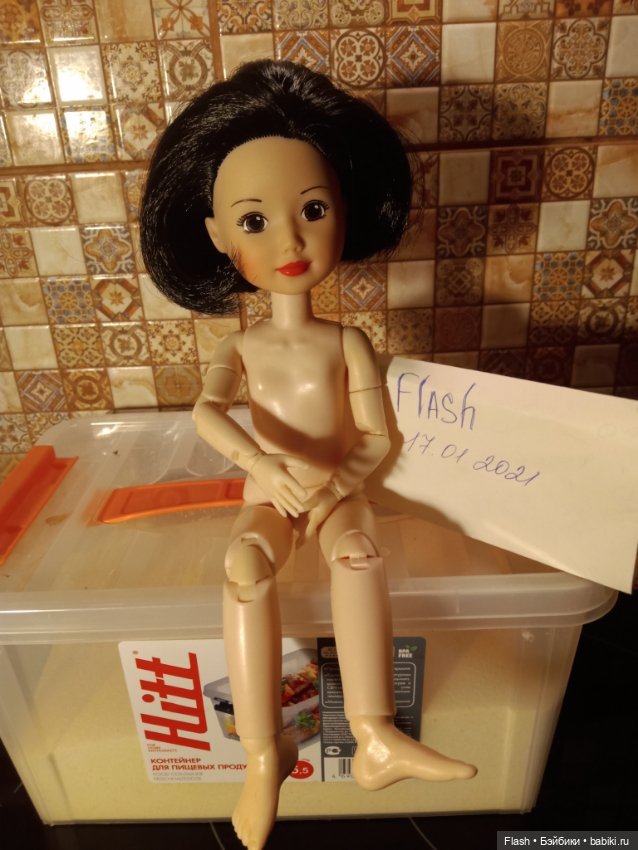 Тело шарнирное( подходит Паолкам,Джолинам и тд)+ голова Белоснежки (фото 8)