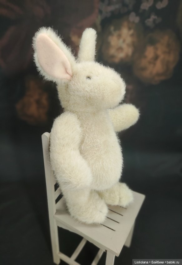 Кролик Hoppy Vanderhare,друг мишек Muffy. Чирлидер