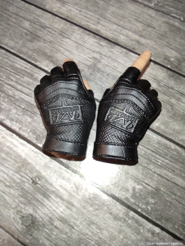 1/6 жестовые кисти, руки, перчатки (фото 6)