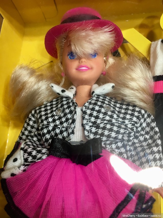 Party ‘n’ play Stacie / Стейси , сестричка Барби (фото 2)