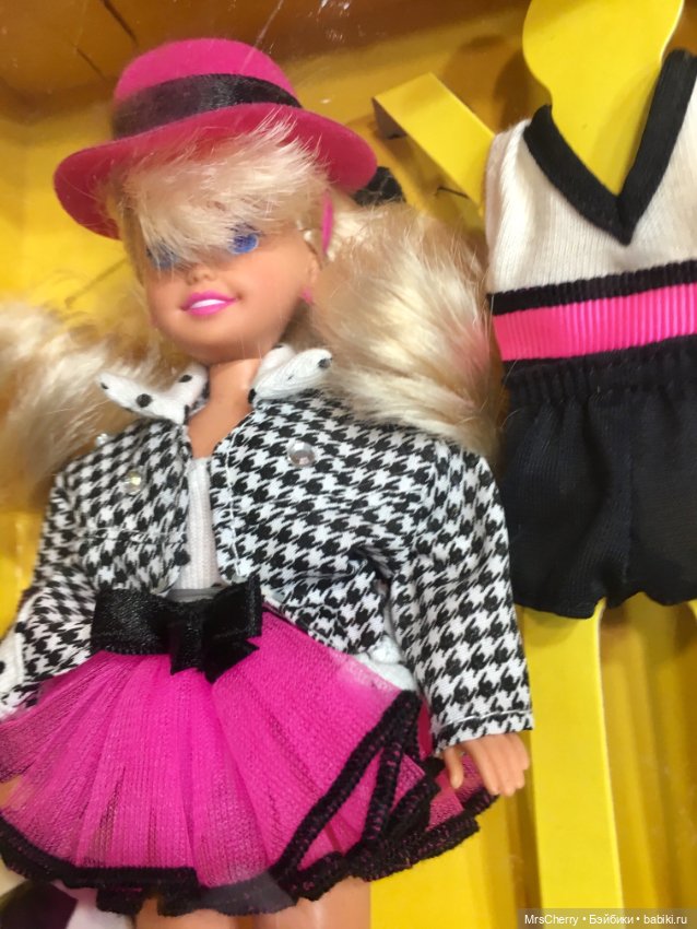 Party ‘n’ play Stacie / Стейси , сестричка Барби