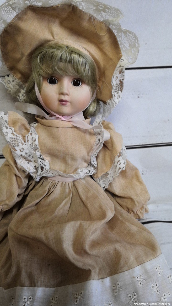 Винтажная фарфоровая куколка из Германии (фото 2)
