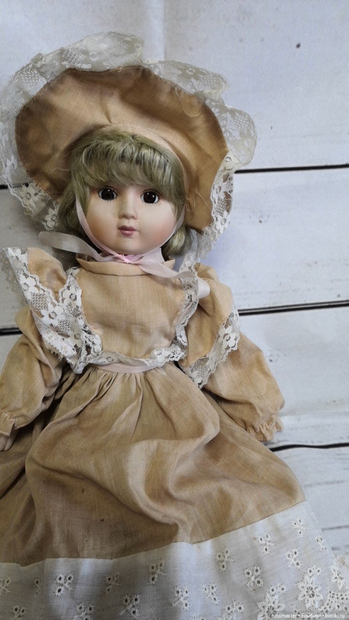 Винтажная фарфоровая куколка из Германии (фото 4)