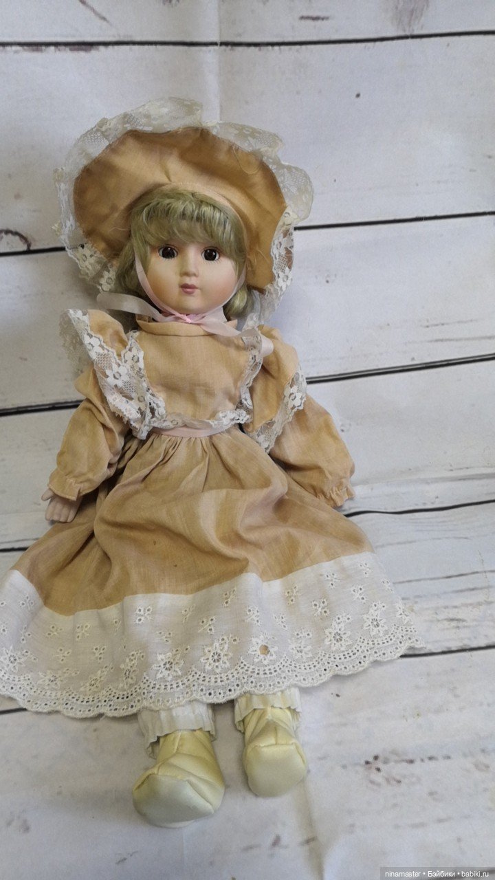 Винтажная фарфоровая куколка из Германии (фото 5)