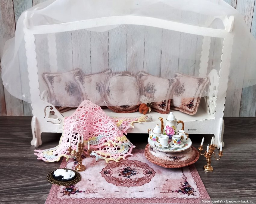 Коллекция ковров и подушек "Нежность" в бежево-голубом цвете № 51