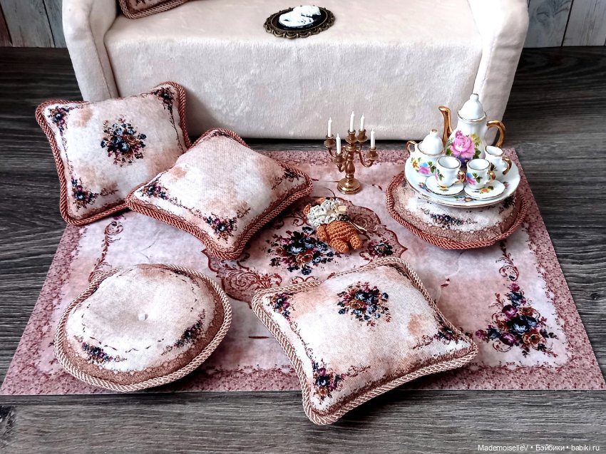 Коллекция ковров и подушек "Нежность" в бежево-голубом цвете № 51 (фото 8)