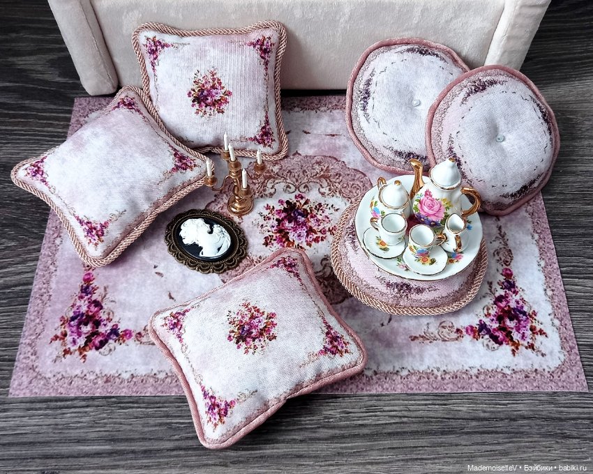 Коллекция ковров и подушек "Нежность" в сиреневом цвете № 53 (фото 8)