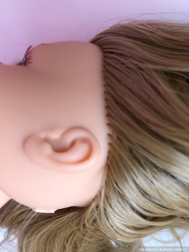 Карла полячка, блондинка с карими глазами от Паола Рейна(Paola Reinа)