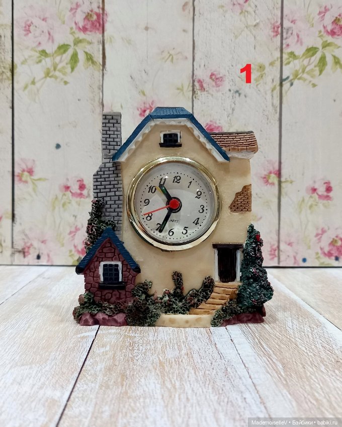 Домики с часами — Статуэтки