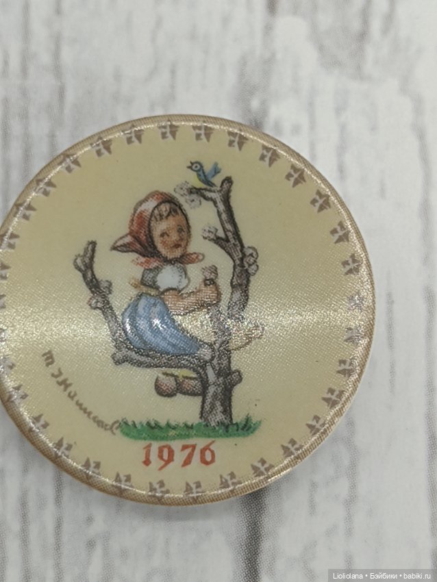 Миниатюра. Тарелочки Hummel. 1971-76 гг. 2,2 см