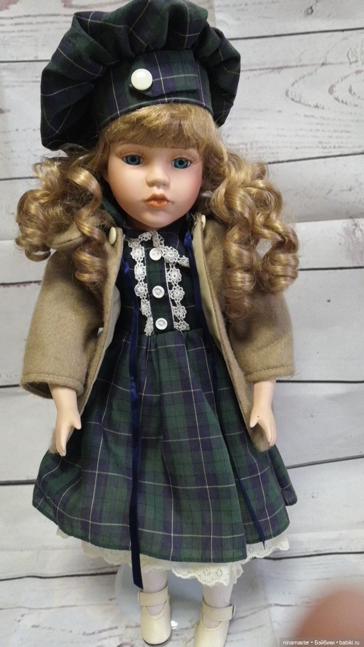 Винтажная фарфоровая куколка (фото 4)