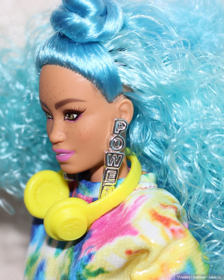 Barbie Extra Doll 4 Blue Hair 732451