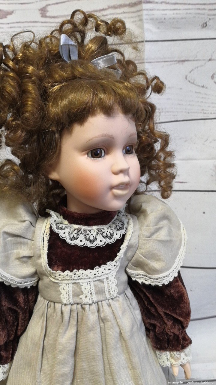 Школьница Винтажная фарфоровая куколка (фото 10)