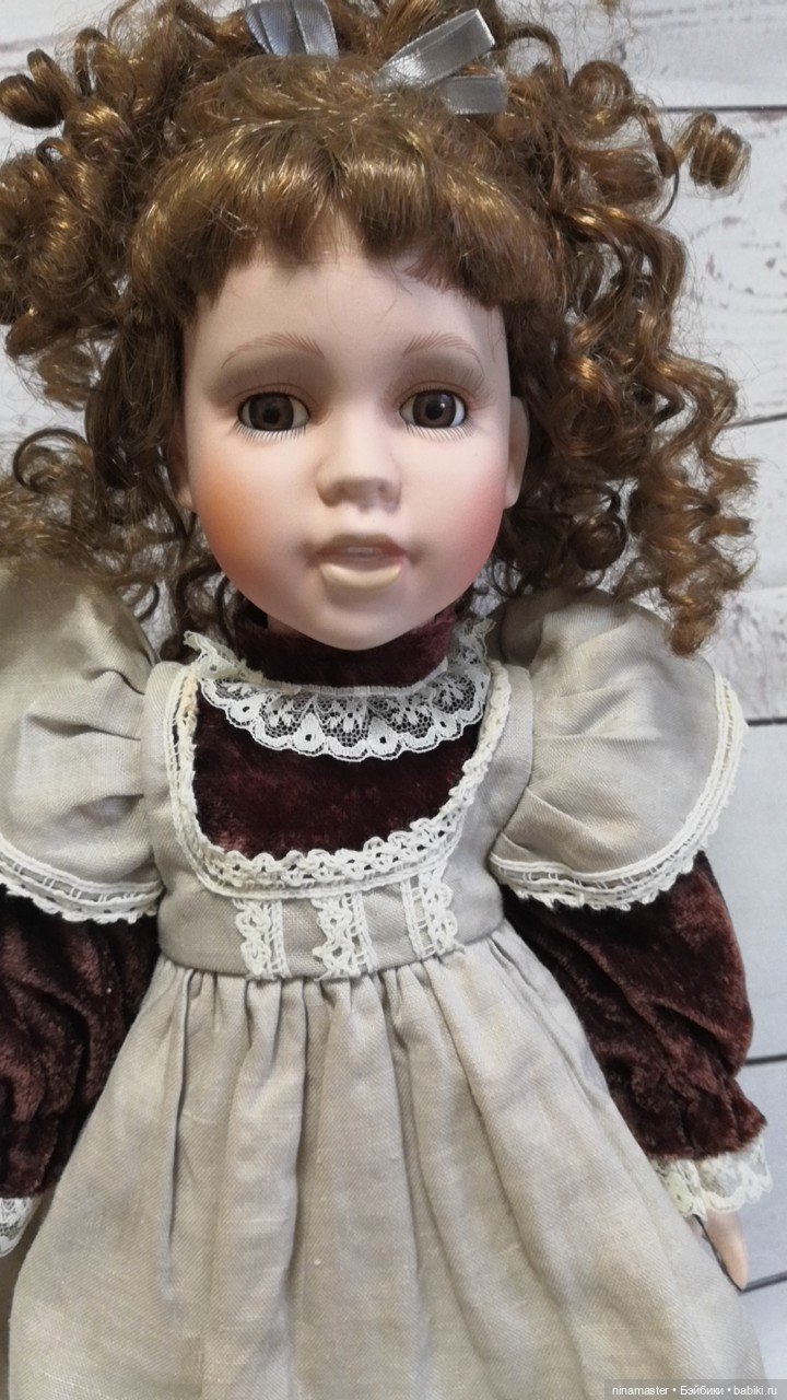 Школьница Винтажная фарфоровая куколка (фото 8)