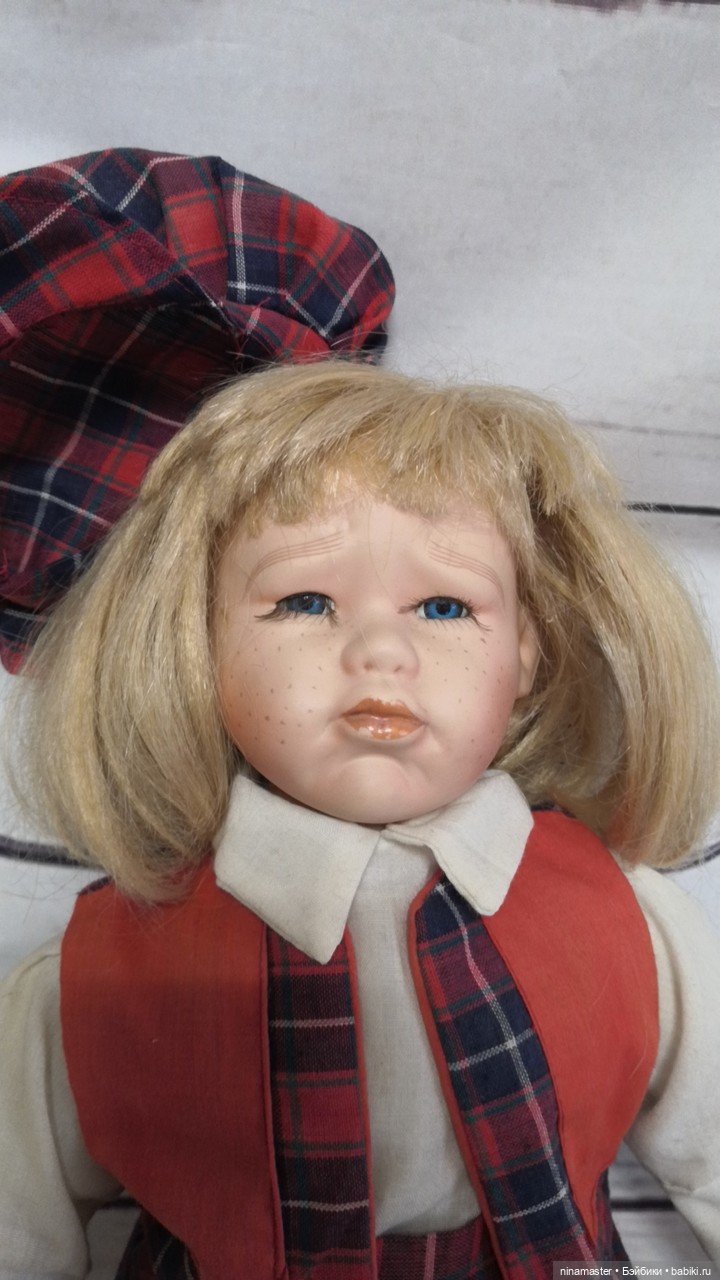 Винтажный фарфоровый мальчик (фото 5)