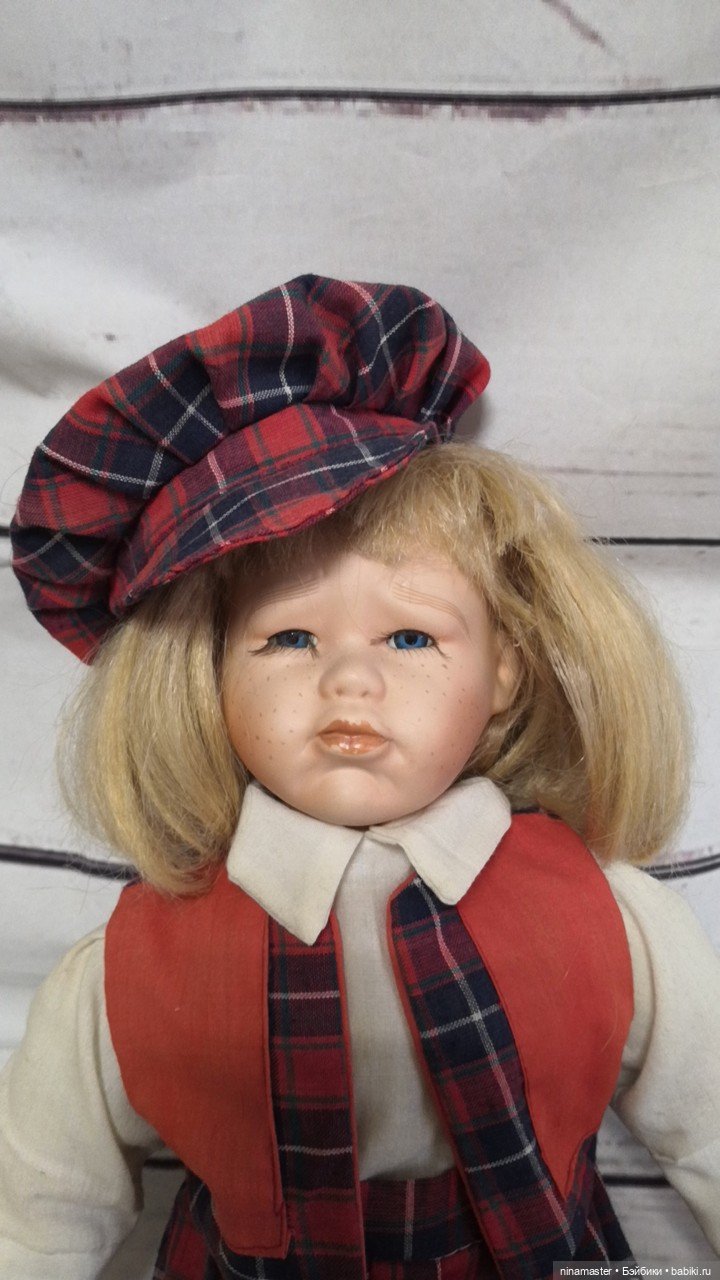 Винтажный фарфоровый мальчик (фото 3)