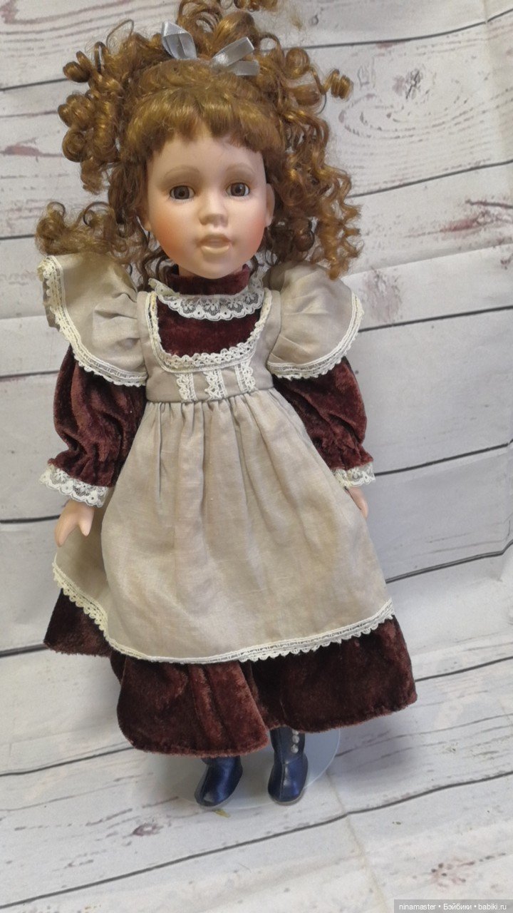 Школьница Винтажная фарфоровая куколка (фото 7)