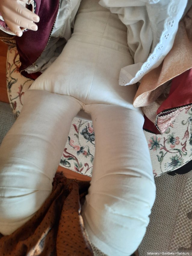 Крупная фарфоровая девочка (фото 5)