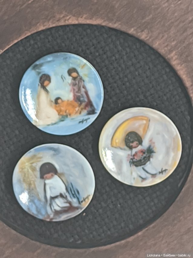 Миниатюрные тарелочки на раме (фото 8)
