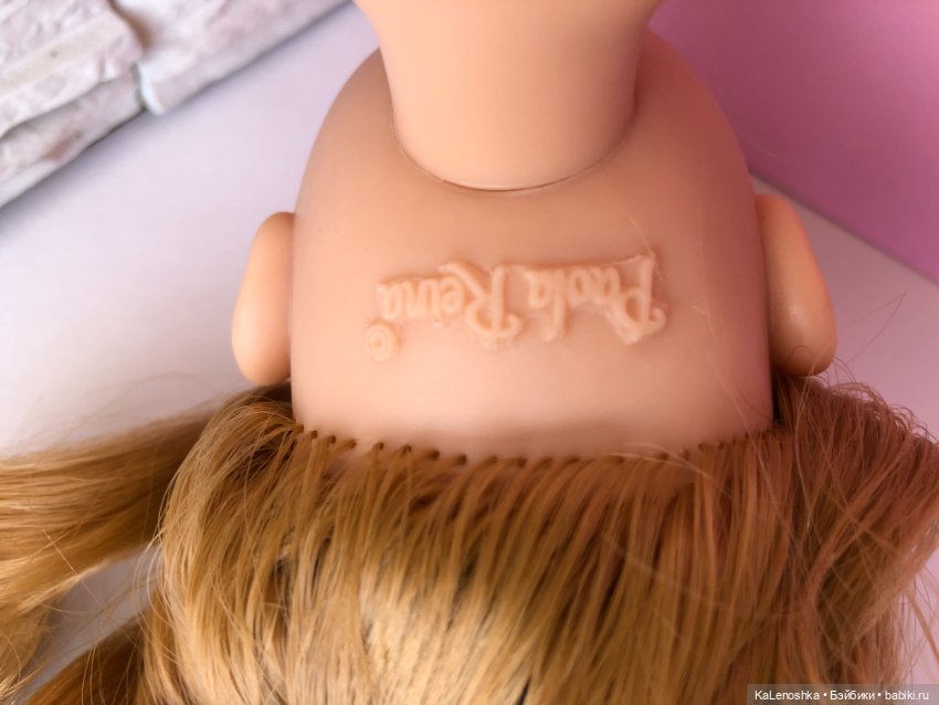 Даша полячка, с зелёными глазками, пробор прямой от Паола Рейна(Паола Рейна)