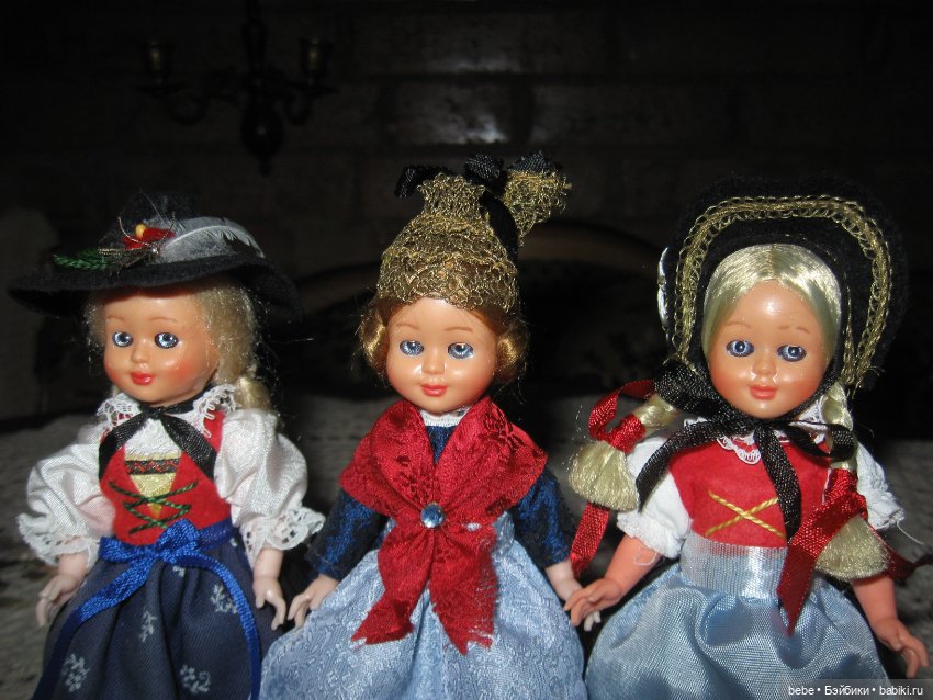 Винтажные куколки в национальных костюмах,фабрика Querzola Marco Италия (фото 6)