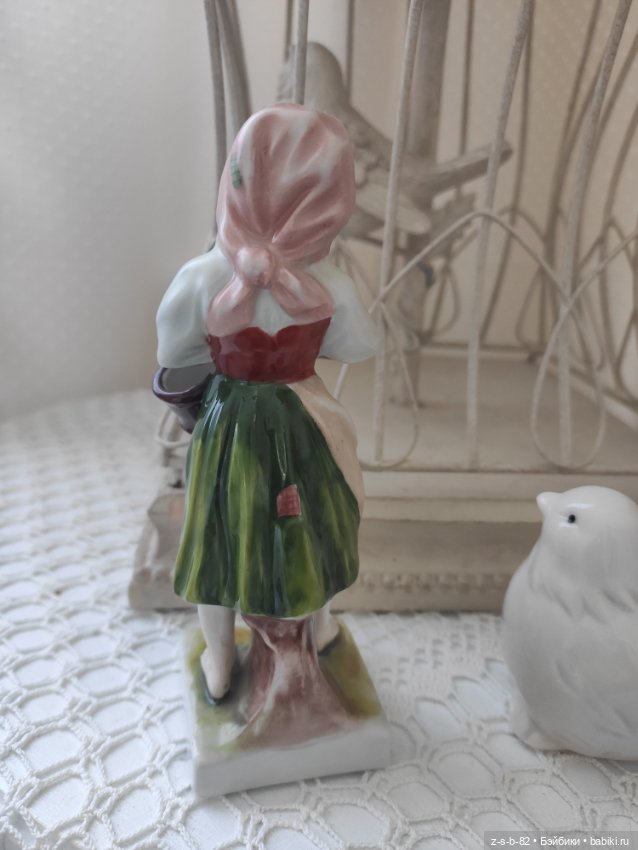 Девочка с корзиной, Германия (фото 6)