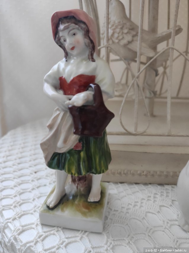 Девочка с корзиной, Германия (фото 9)