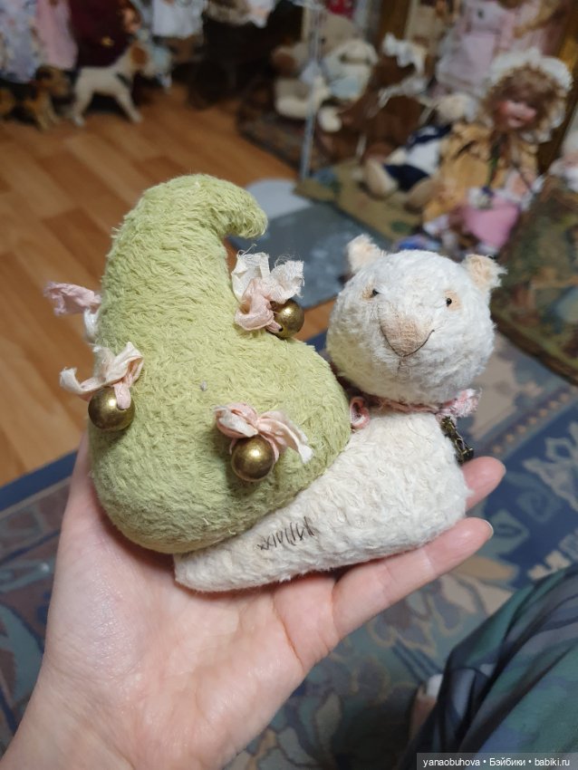 Авторская мягкая игрушка улитка из плюша (фото 3)