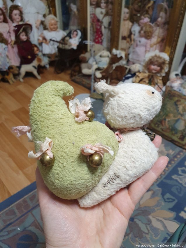 Авторская мягкая игрушка улитка из плюша (фото 5)