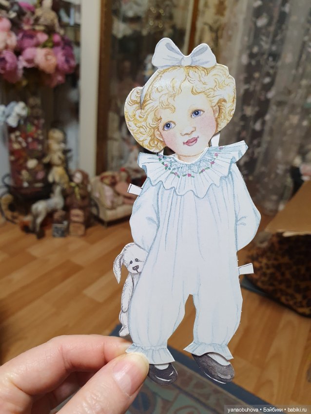 Бумажная куколка-малышка с одежой. Винтаж (фото 8)