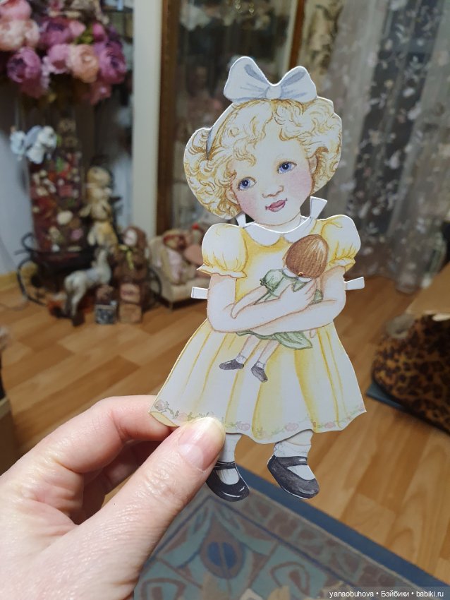 Бумажная куколка-малышка с одежой. Винтаж (фото 9)