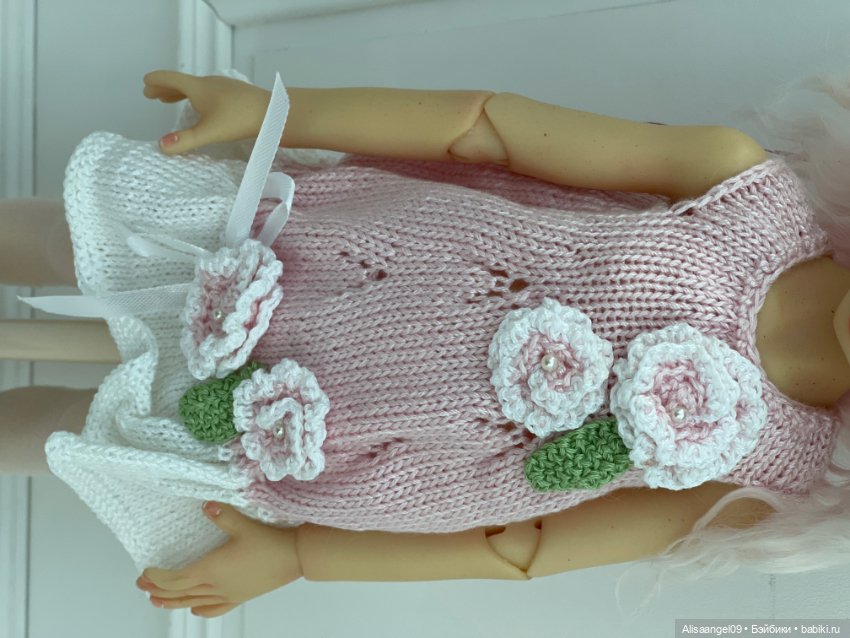 Одежда и качественный парик на куколку Кайе Виггс мсд (фото 5)